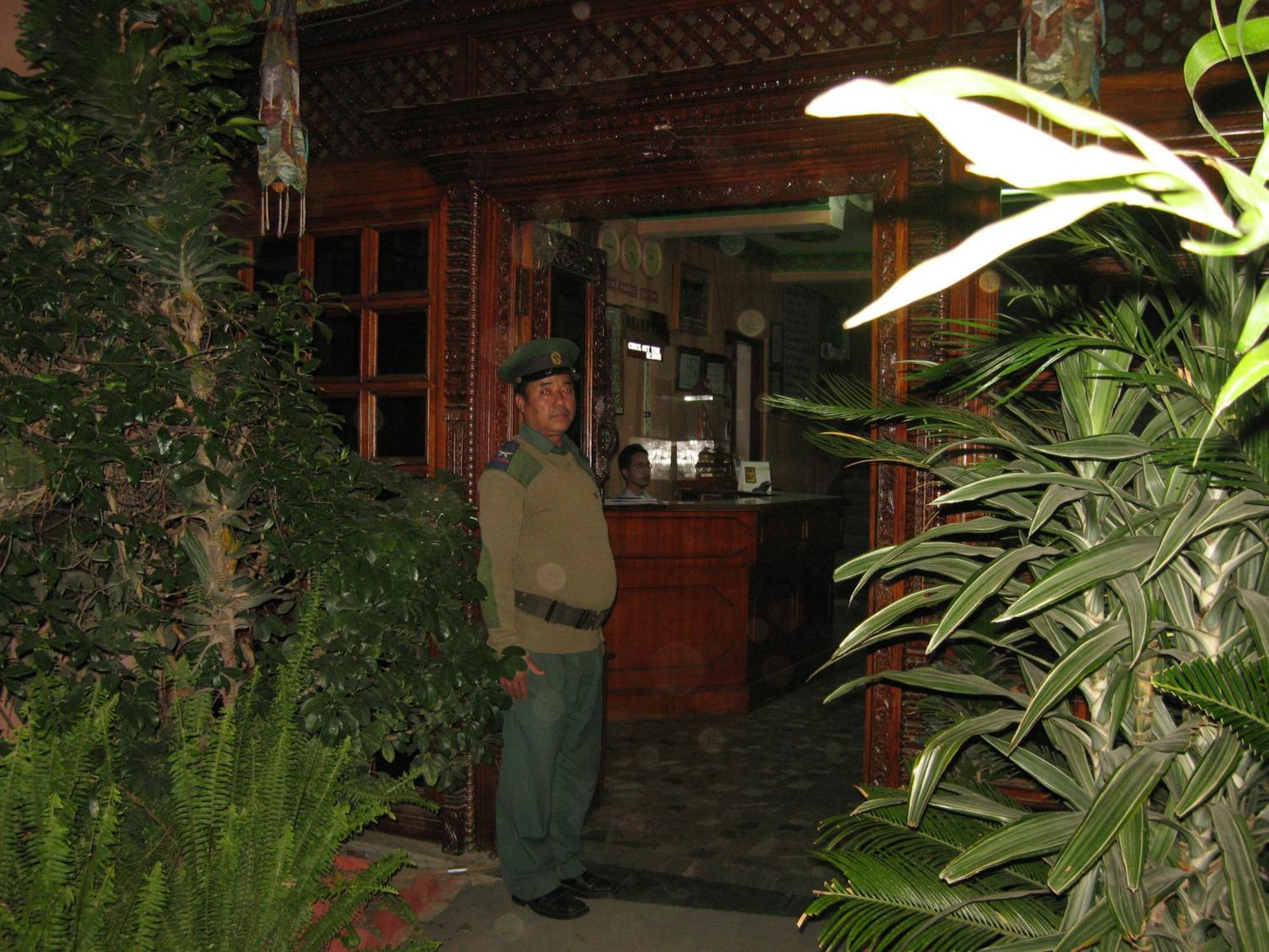 Hotel Metropolitan Kantipur Kathmandu Buitenkant foto
