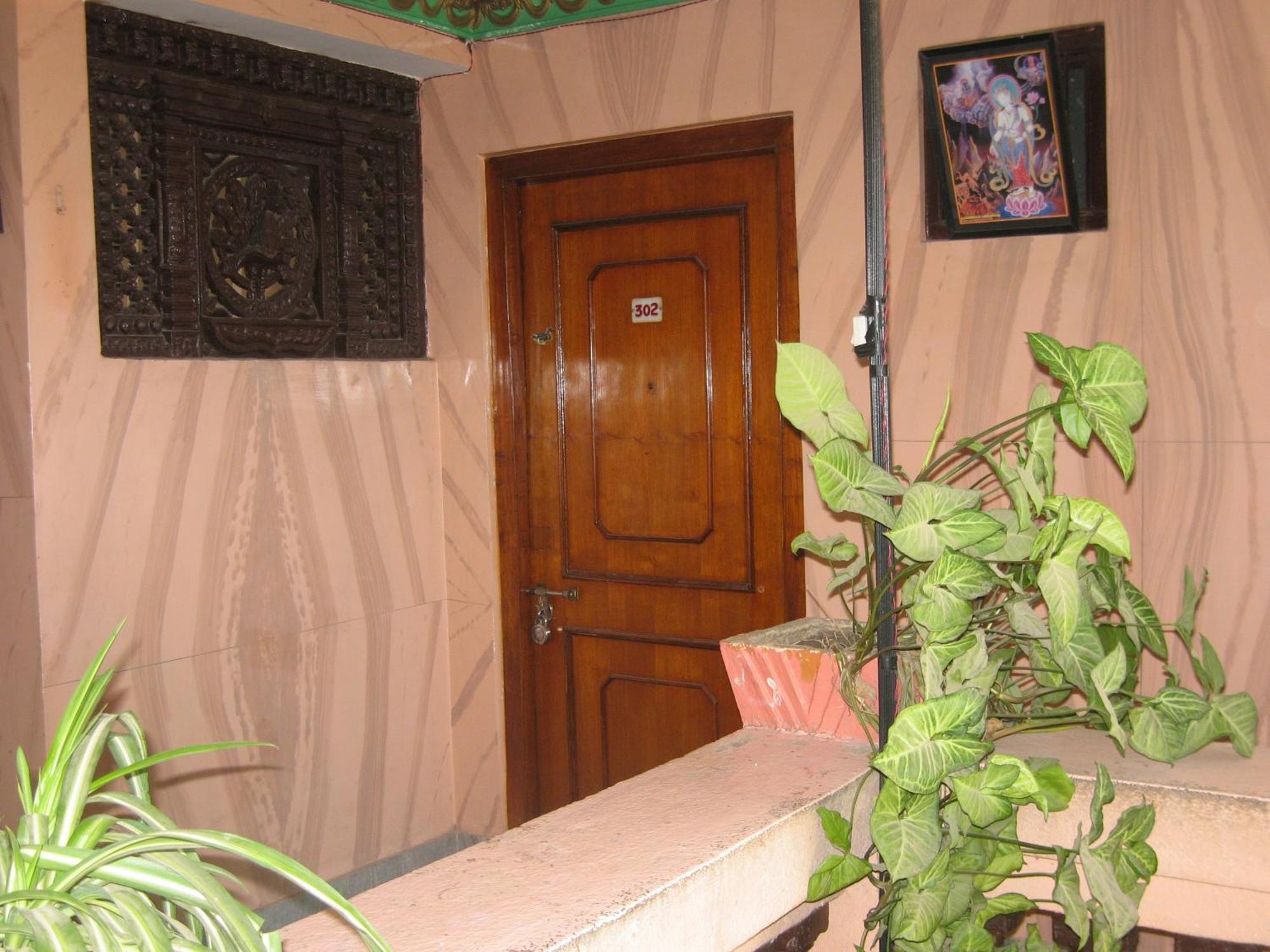 Hotel Metropolitan Kantipur Kathmandu Buitenkant foto