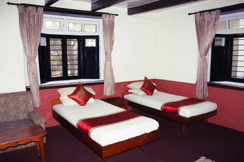 Hotel Metropolitan Kantipur Kathmandu Buitenkant foto